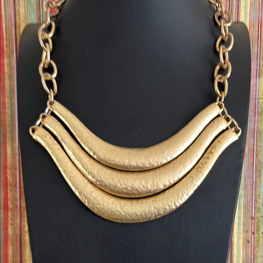 Vintage Kenneth Jay Lane 3 Tiered Brushed Gold Tone Necklace On Heavy Chain